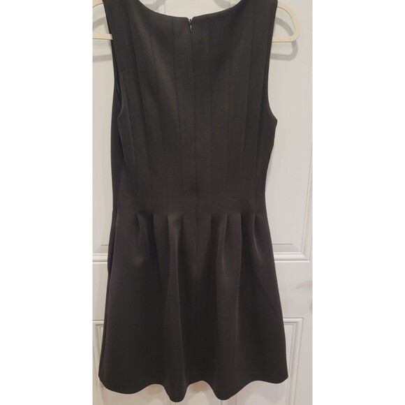 Vince Camuto Sleeveless Pleated Fit & Flare Knee Length Dress Black Sz 10 Party - Picture 2 of 4